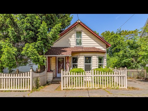 42 Hopkins St, Revere MA - Marcie Gingle & Roberta Lerman - Tel: 617-838-3102