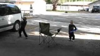 5 year-old dances to Jeff Beck "Glad All Over".wmv