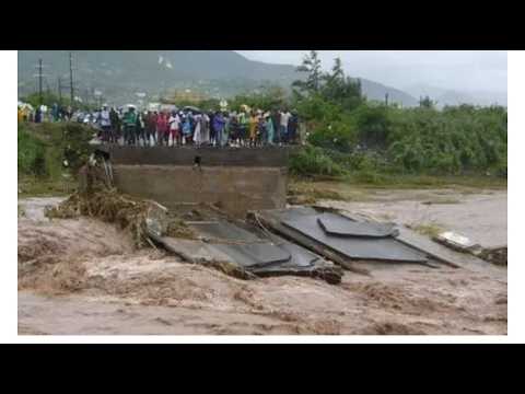 Bridge collapse while big Flooding in eastern Portland Jamaica 🇯🇲 