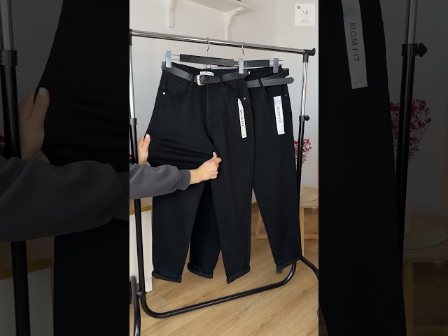 Чорні MOM FIT