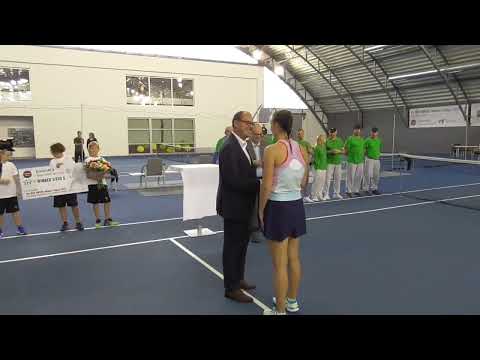 3rd W25 EMPIRE Women's Indoor 2022: Singles Final ceremony / Ceremoniál po finále dvojhry