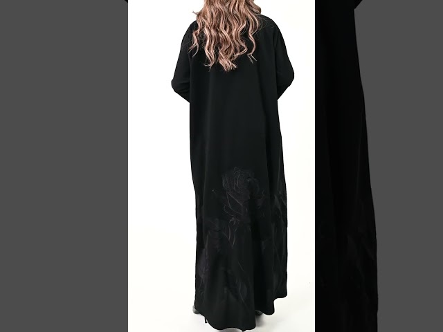 عباية ملكي بتطريز مشجر