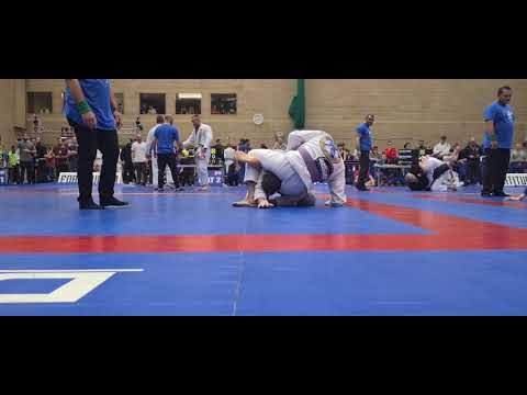 Szymon Lisiak vs ￼Jack Gover / Somerset 2020