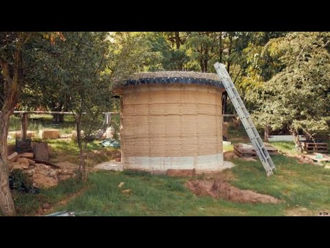 Future of construction: 3D printer to build houses from clay