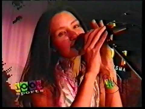 Pamatinstinkts - Neslēp smaidu