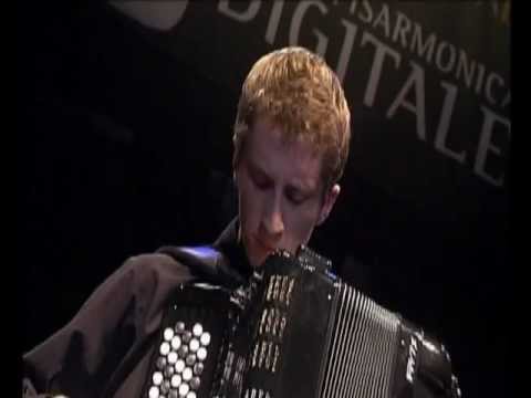 Roland V-Accordion 4 Festival Internazionale 2010 - Pawel Janas (Tango tronic)