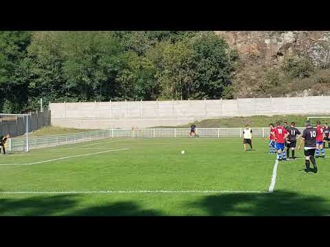 Penalty pleine lucarne