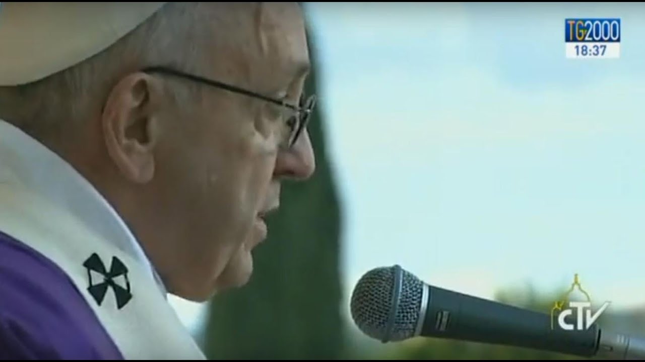 Papa Francesco: ricordiamo i nostri defunti con la certezza della risurrezione