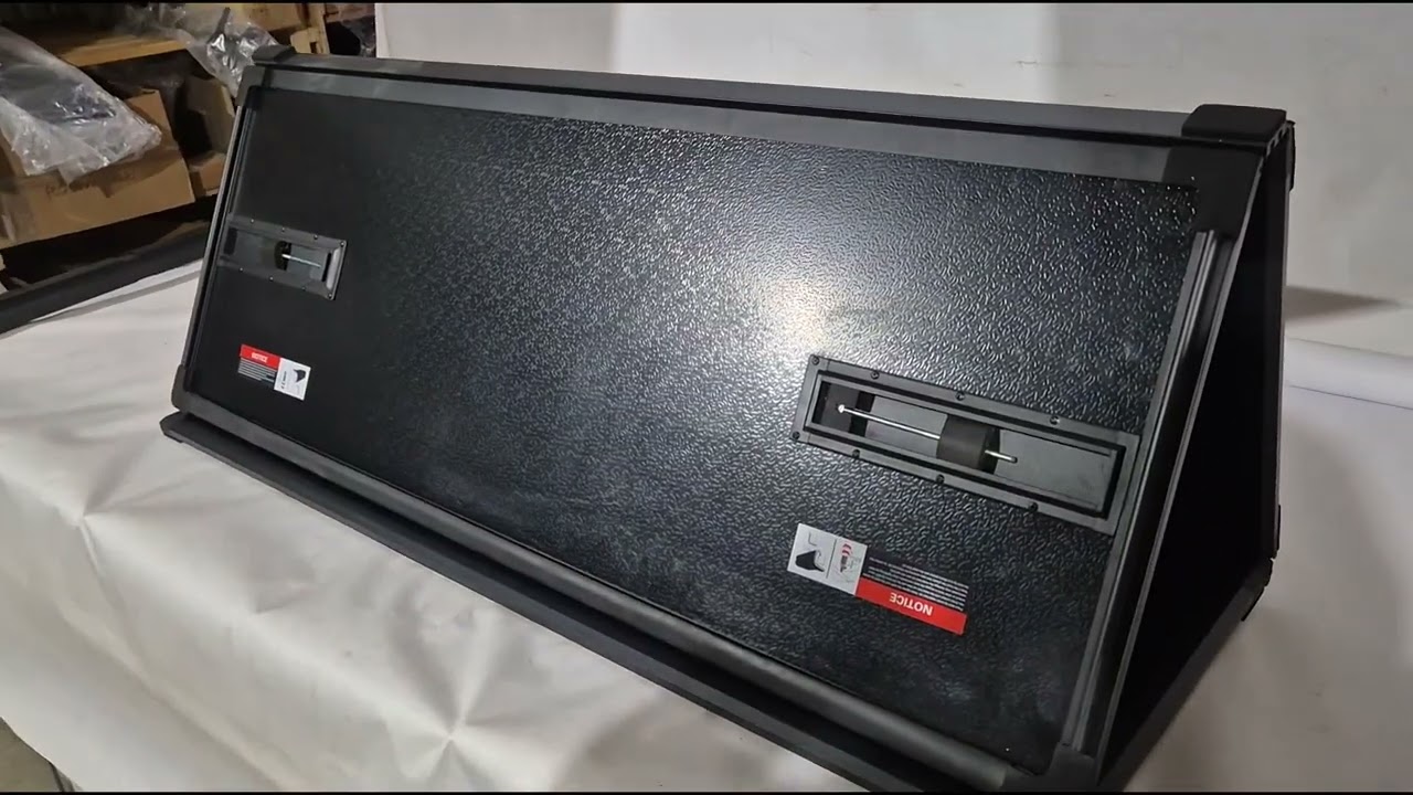 Nissan Navara 2006–2015 3-osainen lavakate Video 23