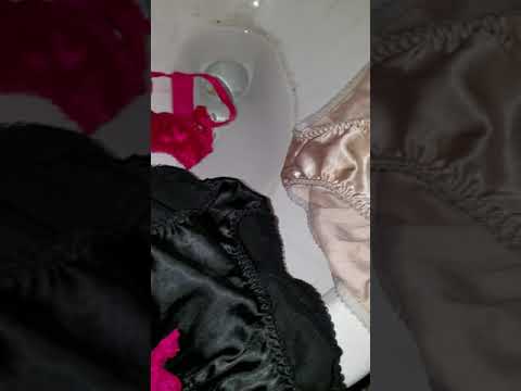 BACK FLEXIBILITY STRETCHES With Victoria Swango  ▶0:51