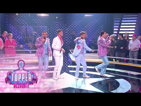 Dave, Mart, Jan en Rene met een André Hazes Medley