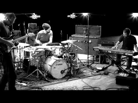 download lagu mp3 mp4 Benny Greb Moving Parts Live, download lagu Benny Greb Moving Parts Live gratis, unduh video klip Benny Greb Moving Parts Live