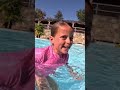 Lekker afkoelen in het water na een hele vakantie dag in Zuid Frankrijk ?? ?? #short #shorts