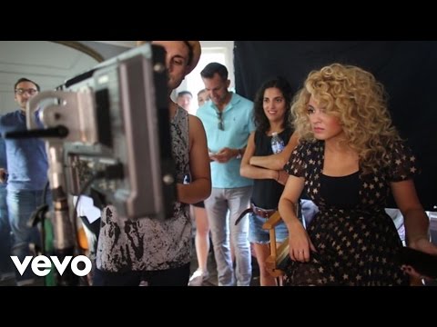 Thumbnail for Tori Kelly - Hollow (Behind The Scenes) by Tori Kelly