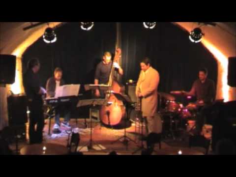 Hagenlocher-Schürmann Quartet feat. Adrian Mears -- Walking On...