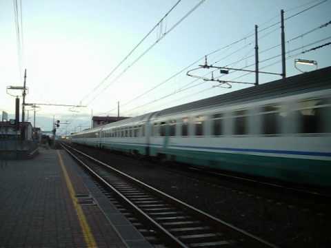 IC 673 in transito a Torre del lago Puccini con 40 minuti di ritardo!