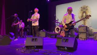 Modern English - Wenatchee, WA - June 6, 2022 - Face of Wood