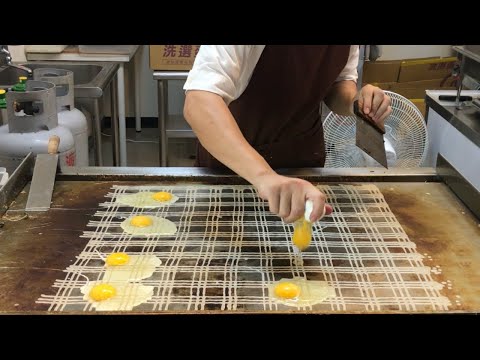 Making a Taiwanese Checkered Omelette