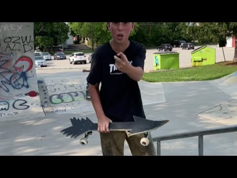 MY HATER VS. CRAZY ARROW SKATEBOARD!? 😂😡