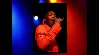 Download lagu Lundi mp3