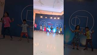 Download lagu #dj #butterfly 😂🦋😂 #video #song #Prabhu DANCE Academy #KNR #9573577157 #shorts #viral #trending mp3