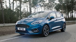 Video 4 of Product Ford Fiesta 7 Hatchback (2017-2020)
