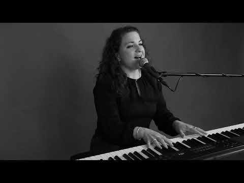 Holograf - Ochii tăi (cover by Elena Gatcin)