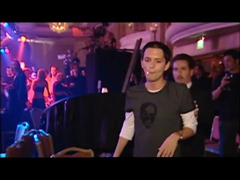 Brian Molko tipping over Raging Speedhorn's table | Kerrang! Awards 2002