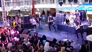 Monsters of Rock cruise (West) 2016 - Ratt - Back for More