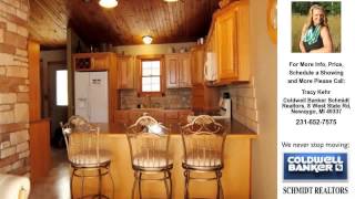 preview picture of video '1041 S Wildwood, White Cloud, MI Presented by Tracy Kehr.'