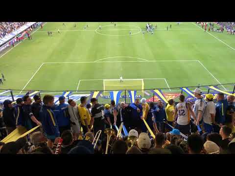 Que de la mano, de Carlos Tevez 🎺