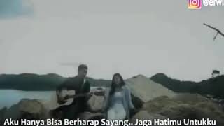 Download lagu Lagu story' wa jangan tinggalkan aku!! Bikin baper buat yang LDR🤗 mp3