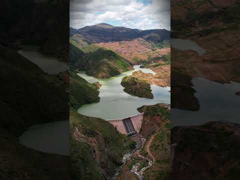 Revalse de la Represa Santivañez, en la hermosa comunidad de San Martin, Cochabamba.  #bolivia