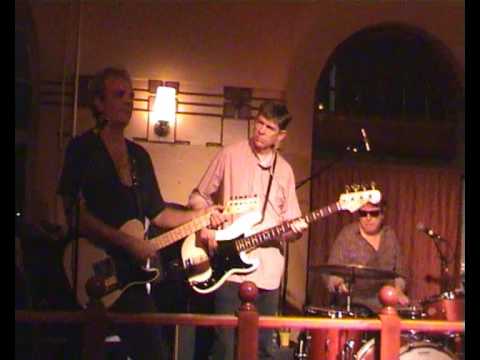 Eve and the Exiles -  Bo Diddley's a Gun Slinger  - Live @Juttutupa