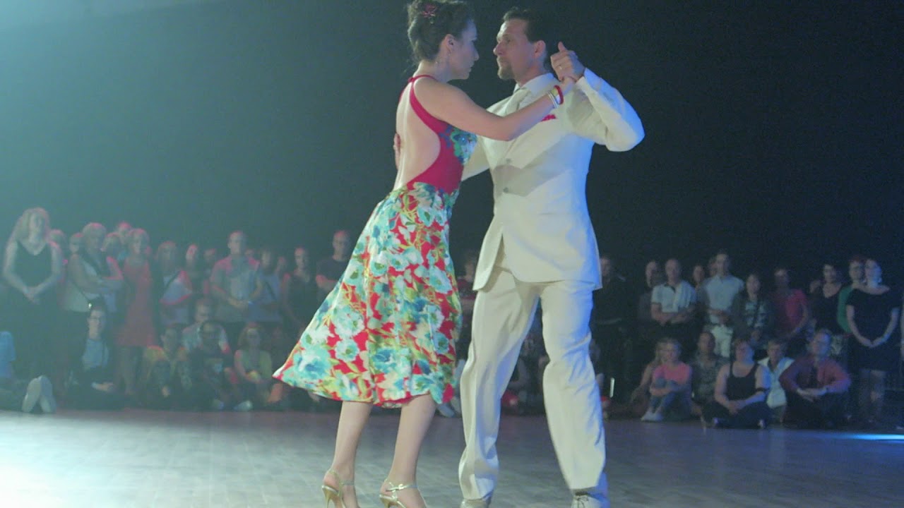 Pasi ja Maria Lauren Tanssi vieköön  2017 1