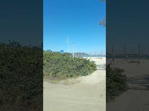 Lindo lugar para conhecer, no final da rua 504, Praia do Meio Palhoça SC. #palhoça