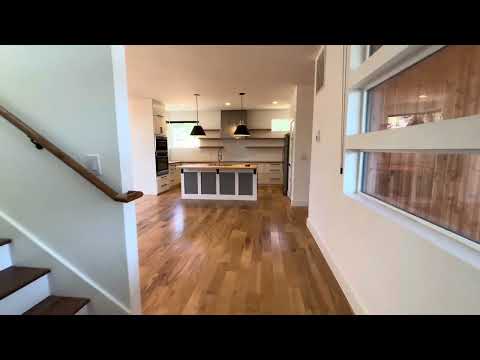 Stunning 4 Bed/3.5 Bath on 4.39 Acre Lot-76th Street property video