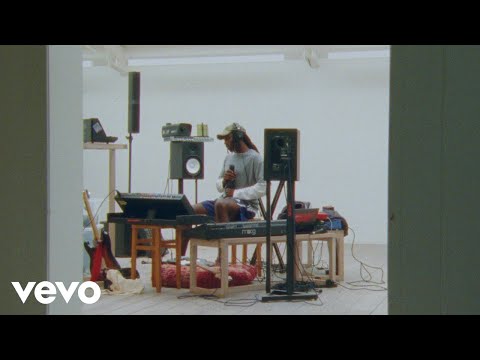 Blood Orange – Countryside feat. Eva Tolkin, Liam Benzvi & Ian Isiah (Official Video)