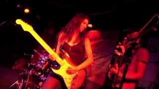 Susan Santos tema "Crazy"