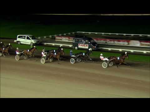 Victoria Park Wolvega 15-12-2017 2e Koers Gina Schermer - Rick Ebbinge