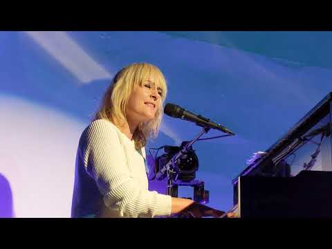 Video thumbnail for Breathing Underwater (Funhouse Acoustic)