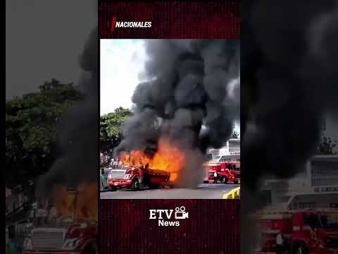 Incendio de autobús en Santa Lucía Cotzumalguapa, Escuintla de los transportes Esmeralda.#traficogt