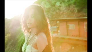 Chet Faker ► I'm Into You (acoustic version)