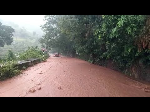 Put on Helmet Working హెల్మెట్ పెట్టుకొని పనిచేస్తున్నారు ఎంఈఓ కార్యలయంలో Payakaraopeta,Visakhapatnam,Vizagvision...