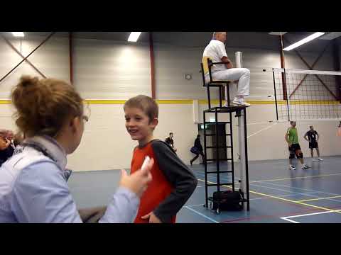 Nuvoc H1 volleybal tegen  Pex HHC