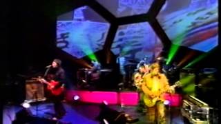 Super Furry Animals - (Drawing) Rings Around The World (live on Later)