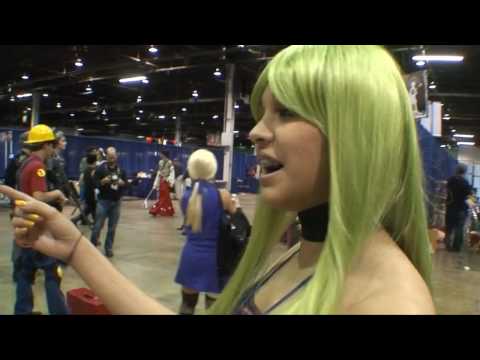 Anime Central 2010 Part 9 - Walking With Kuri