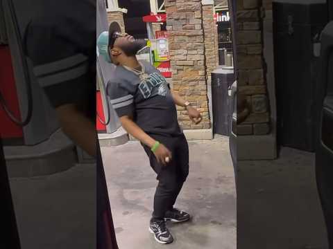 Freeway Does Gillie’s Eagles Dance Challenge