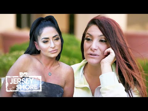 Deena & Angelina FINALLY Hash It Out! 👀Jersey Shore: Family Vacation