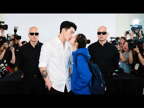 The student DARED Kiss the MAFIA KING Who Hates Women... Now He's OBSESSED!